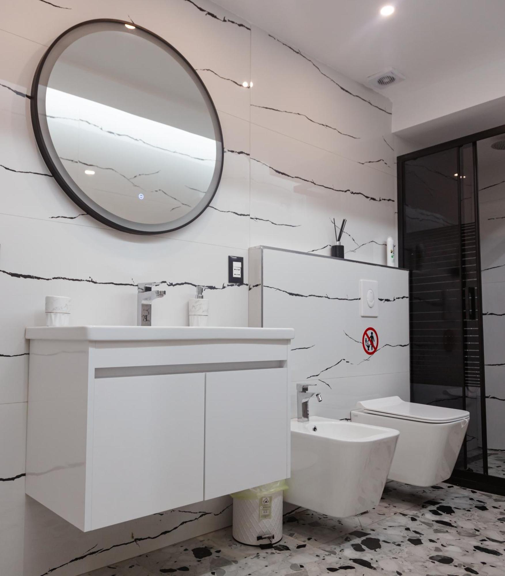Mon Prive Apartment Tirana Kültér fotó