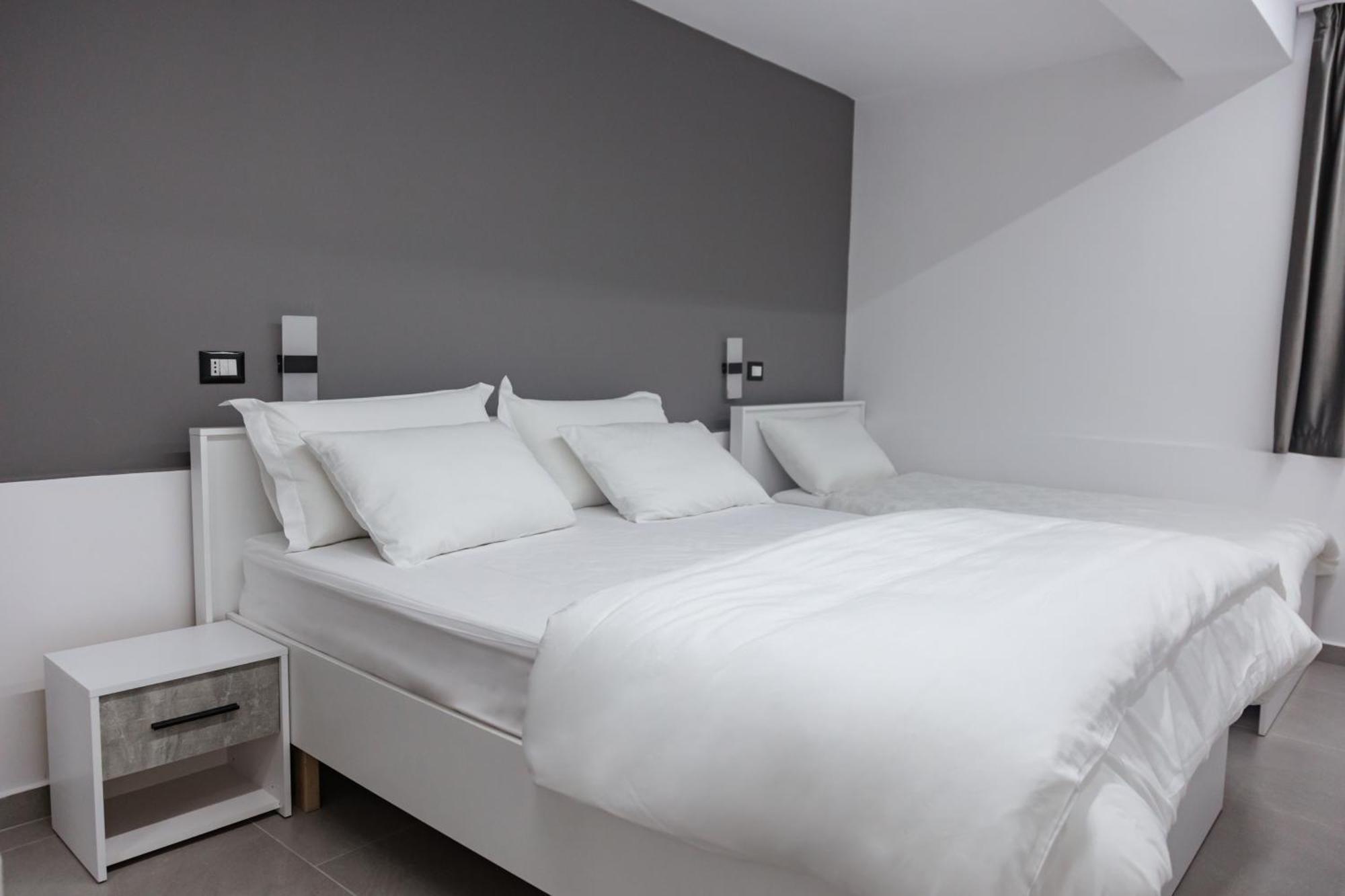 Mon Prive Apartment Tirana Kültér fotó