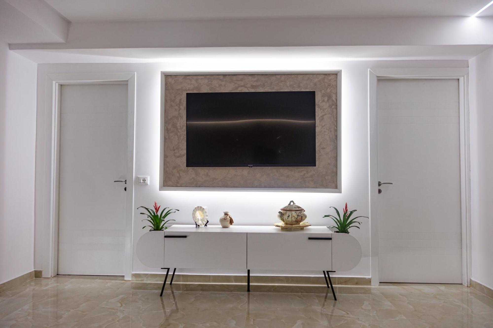 Mon Prive Apartment Tirana Kültér fotó