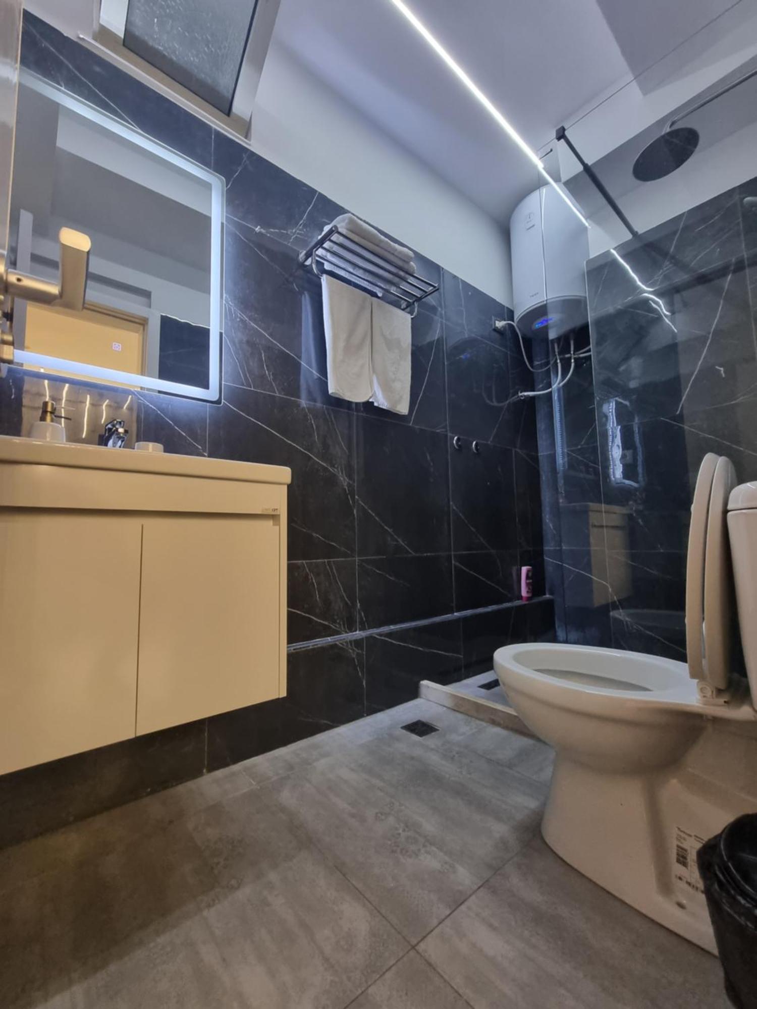 Mon Prive Apartment Tirana Szoba fotó