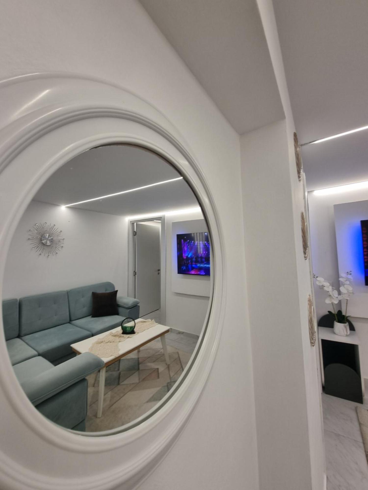 Mon Prive Apartment Tirana Szoba fotó